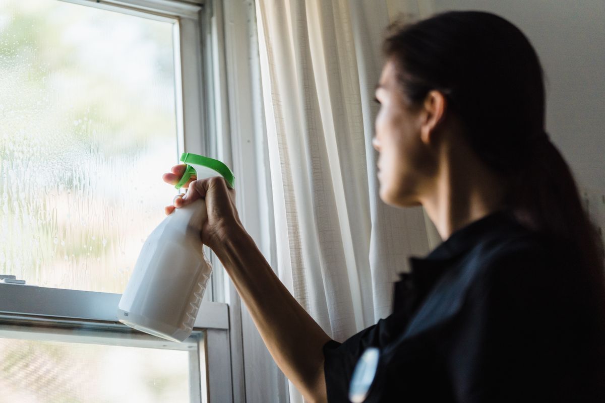Commercial Window Cleaning in NJ: A Practical Guide for Business Owners