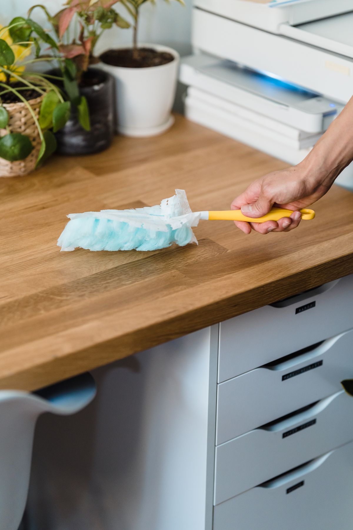 High Dusting Services in NJ: What Business Owners and Facility Managers Need to Know