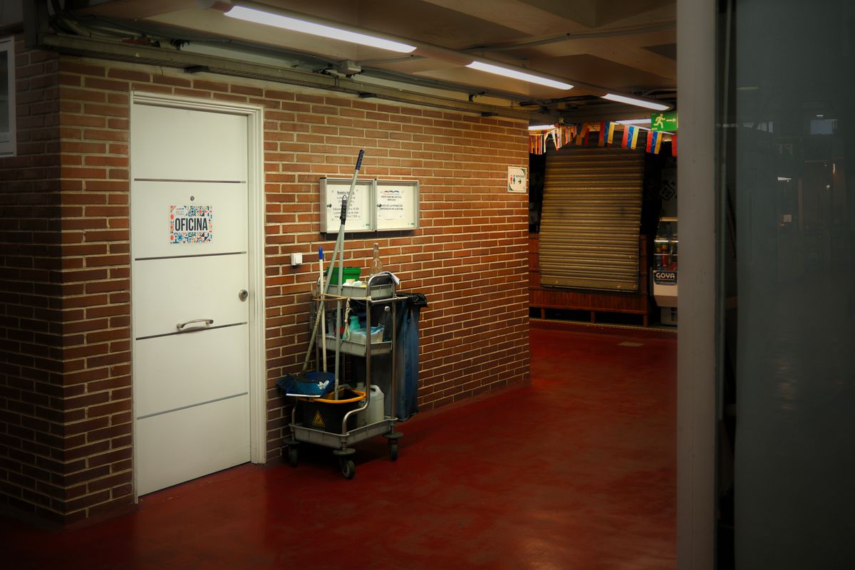 Cleaning cart ready in a commercial building hallway in East Hanover, NJ