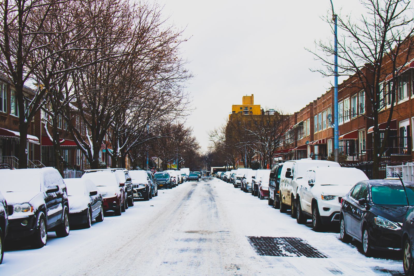 Winter Office Cleaning NJ: How to Protect Floors, Entryways, and Air Quality